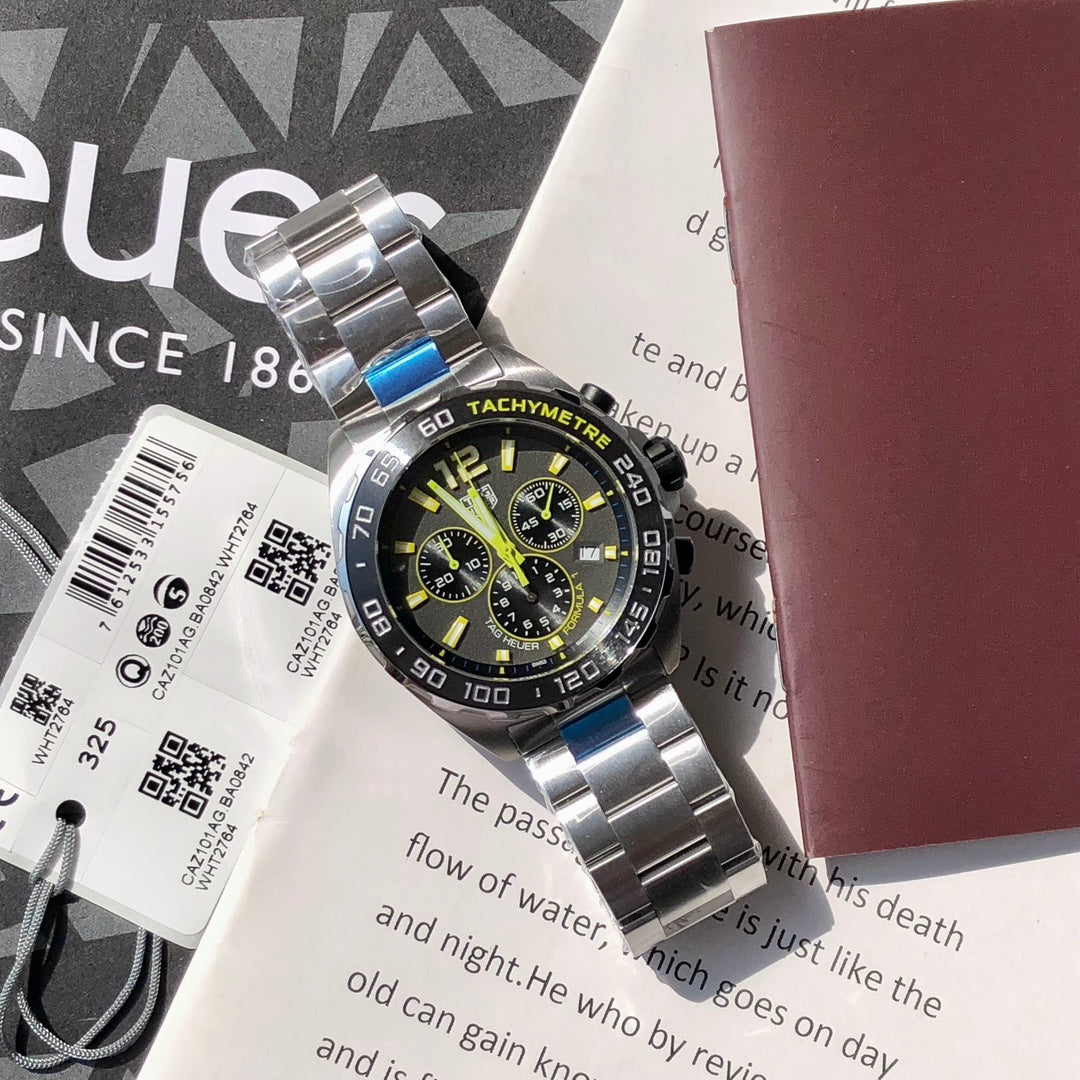Chronograph - Yellow - 904L Steel - Quartz - 41mm