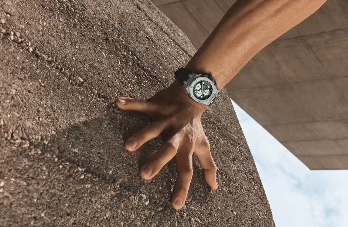 Chronograph-Greem Ceramic- Green Rubber - Automatic - 44mm