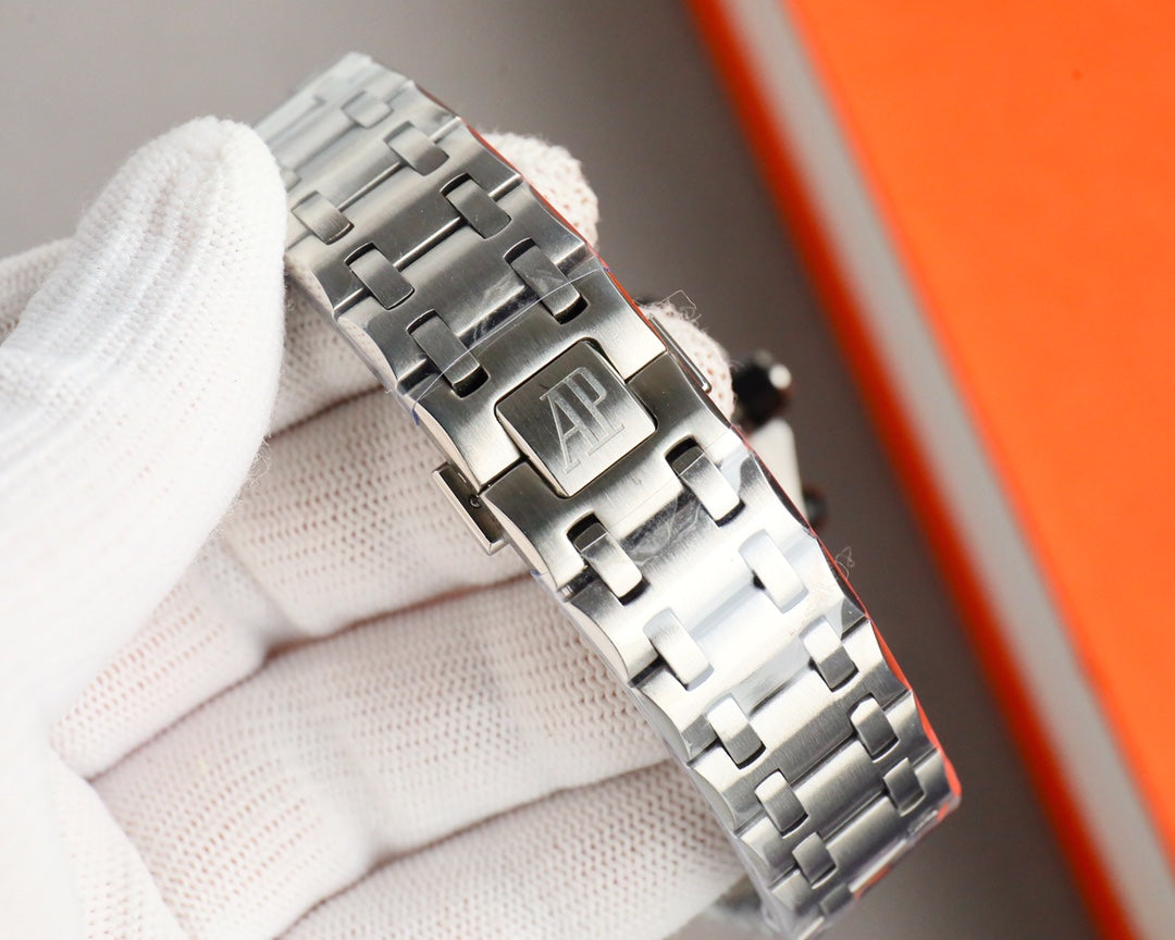 Chronograph - White Ceramic Bezel - Silver 904L Steel - Automatic - 44mm