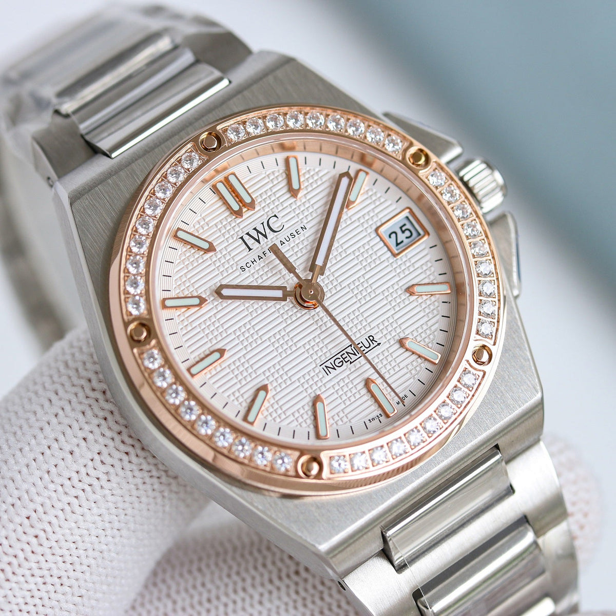 LADY -White -Rhinestone bezel- Silver 904L Steel - Automatic -35mm