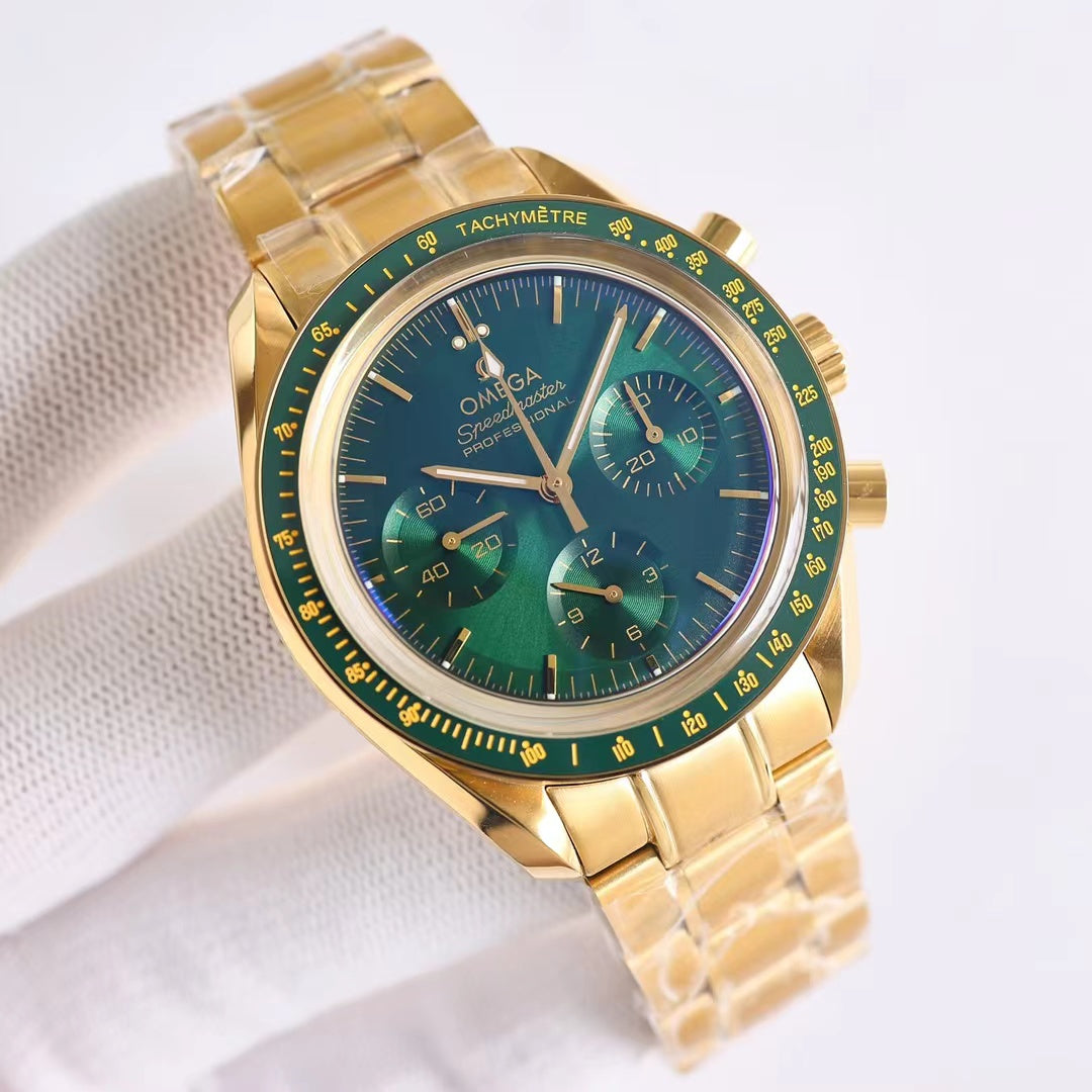 Chronograph - Green - Yellow Gold 904L Steel - Manual winding - 42mm