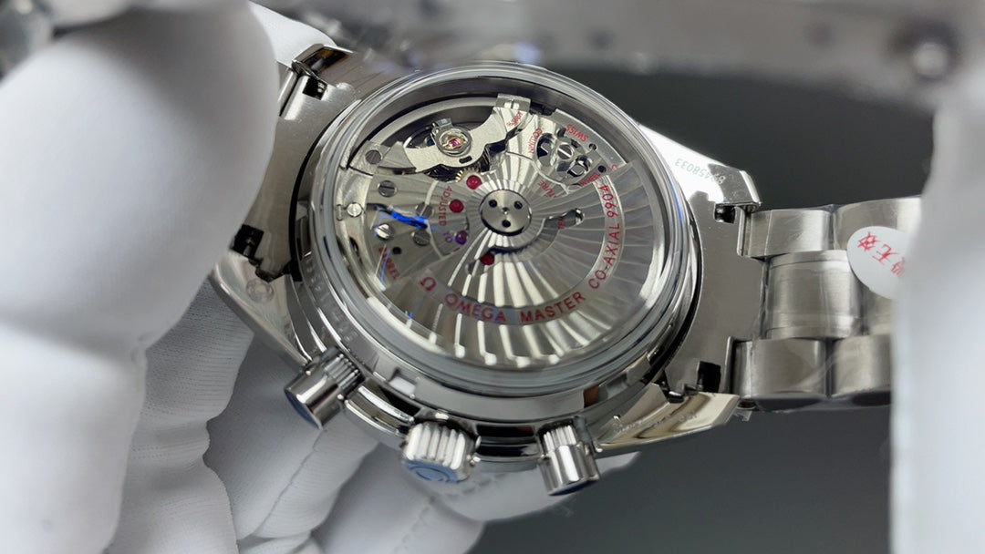 Chronograph - Silver Ceramic- 904L Steel- Automatic - 44mm
