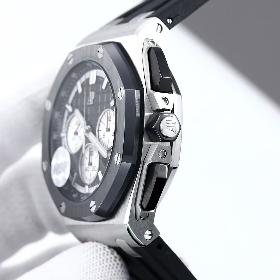 Chronograph- Panda face -Black Ceramic- Black Rubber - Automatic - 44mm