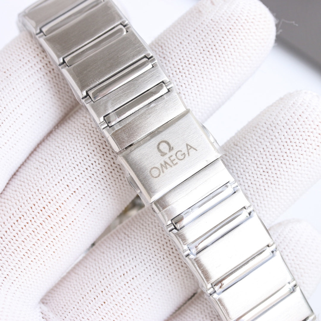 Black - Silver 904L Steel- Automatic - 41mm