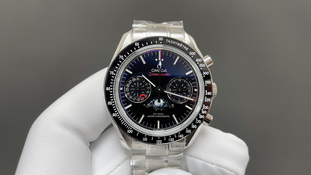 Chronograph - Silver Ceramic- 904L Steel- Automatic - 44mm
