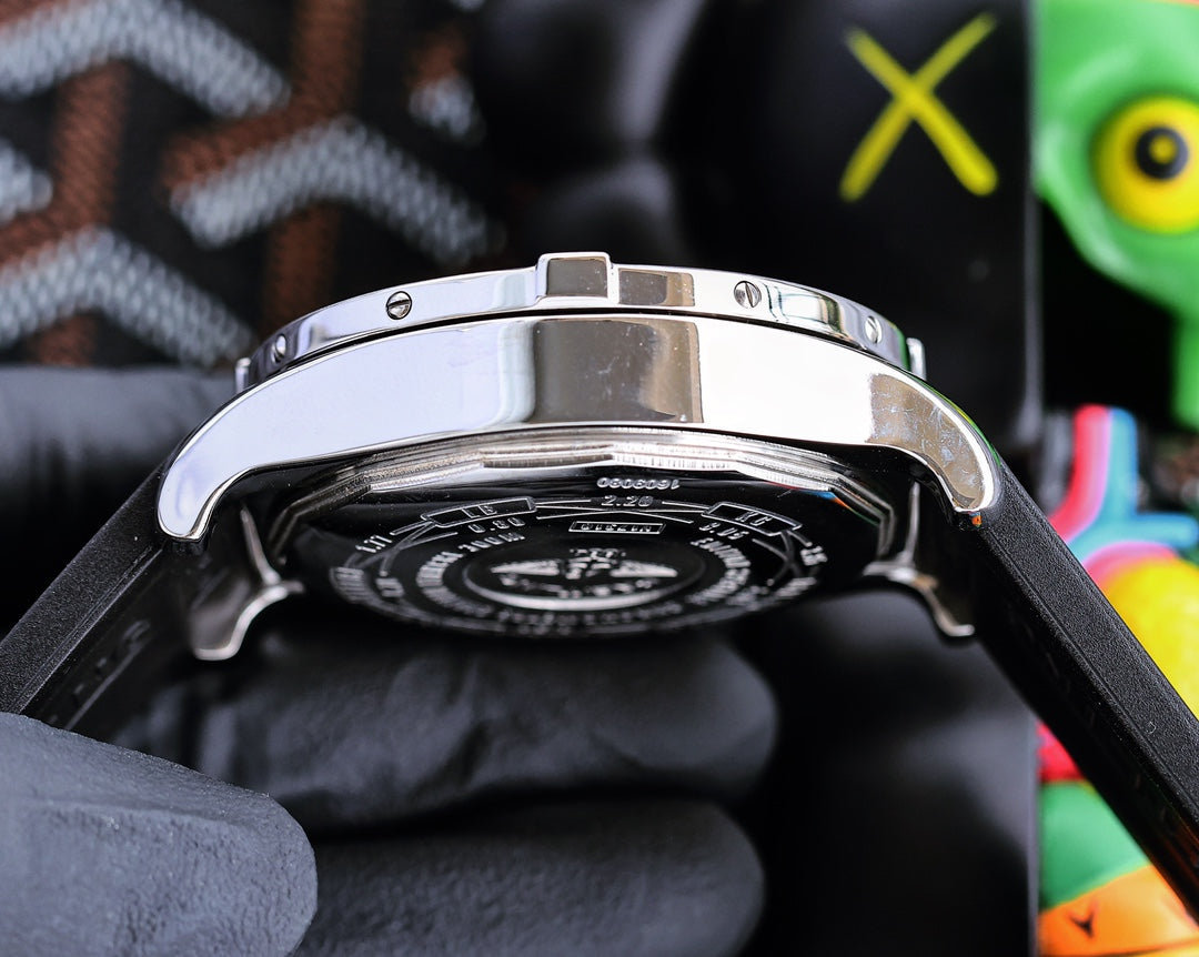 Chronograph -Silver Ceramic Black - Black Rubber - Quartz - 43mm