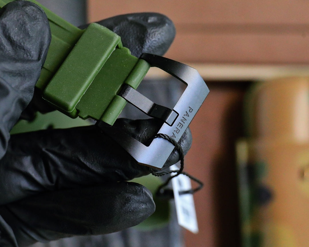 Grey Steel - Green Rubber - Automatic - 47mm