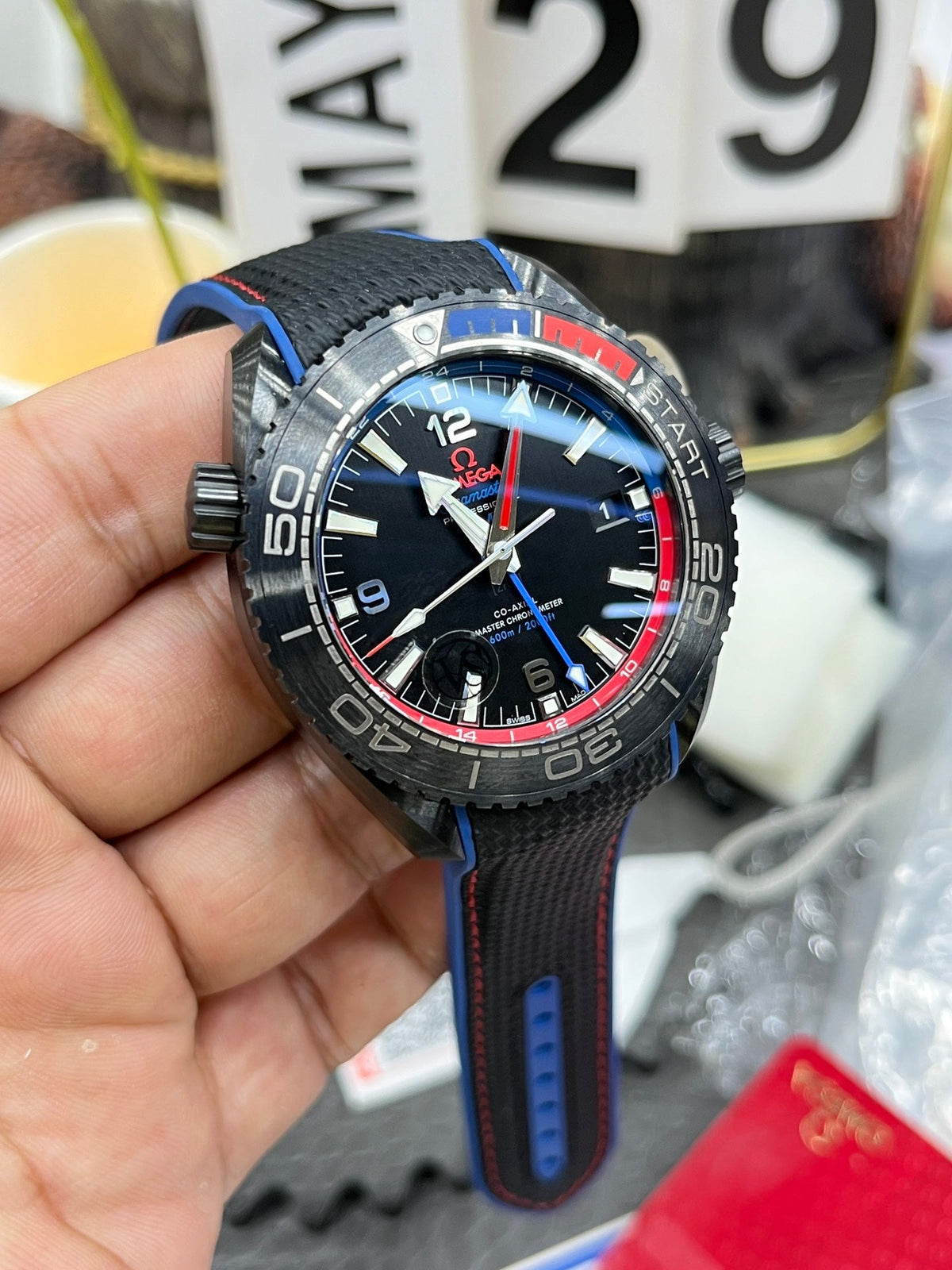 Black Red Steel - Black rubber - Automatic - 45.5mm
