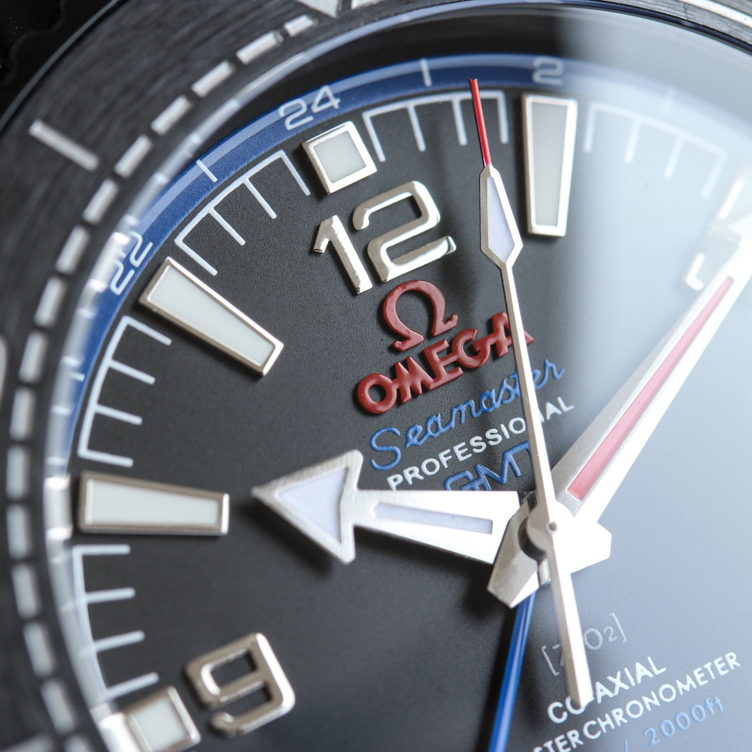 Black Red Steel - Black Leather - Automatic - 45.5mm