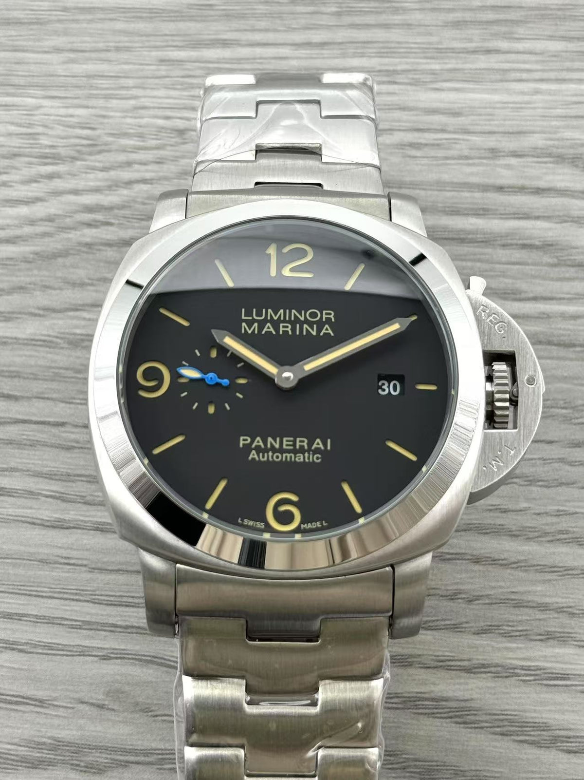 Black - Silver 904L Steel -Automatic - 44mm