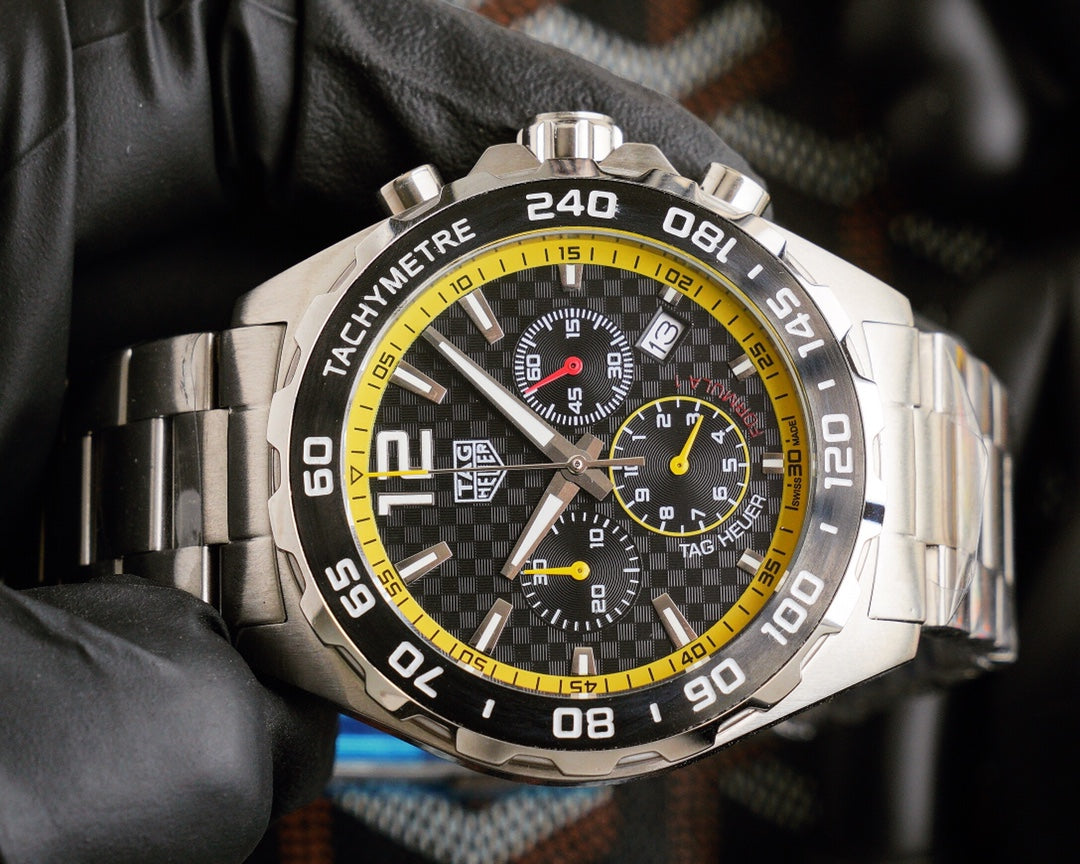 Chronograph - White 904L Steel - Quartz - 41mm