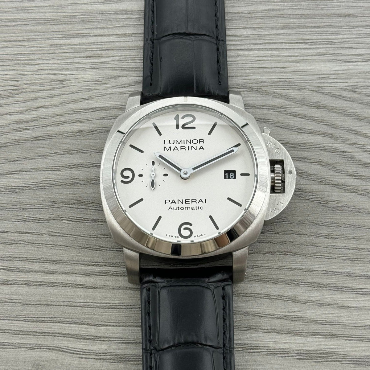 White - 904L Steel - Black Leather -Automatic - 44mm
