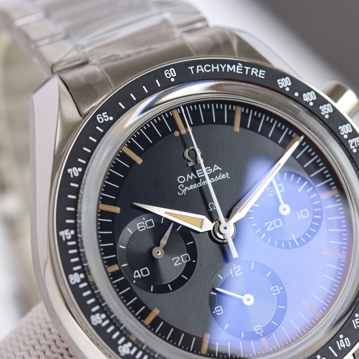 Chronograph -Moon- Black-Silver 316L Steel- Manual winding - 42mm