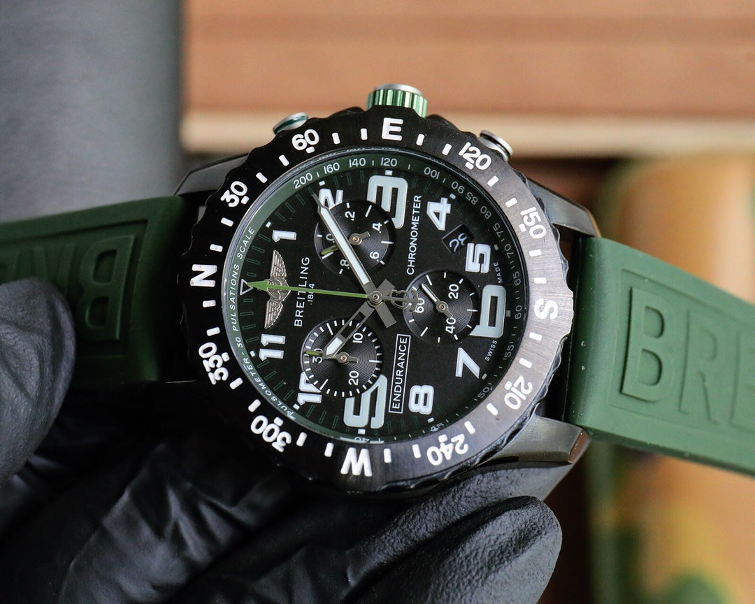 Chronograph - Black Ceramic Green- Green Rubber - Quartz - 43mm