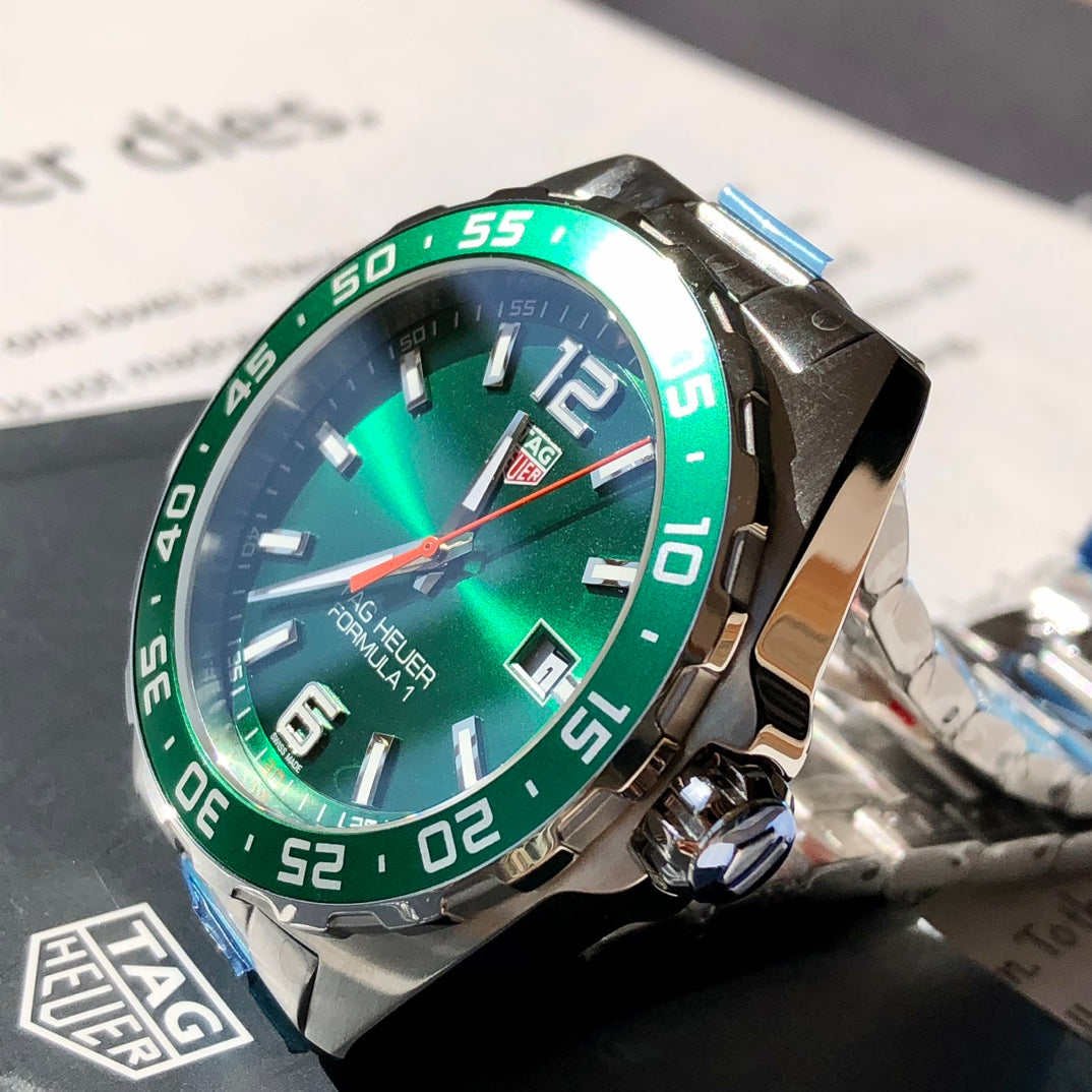 Green - White 904L steel - Quartz - 41mm