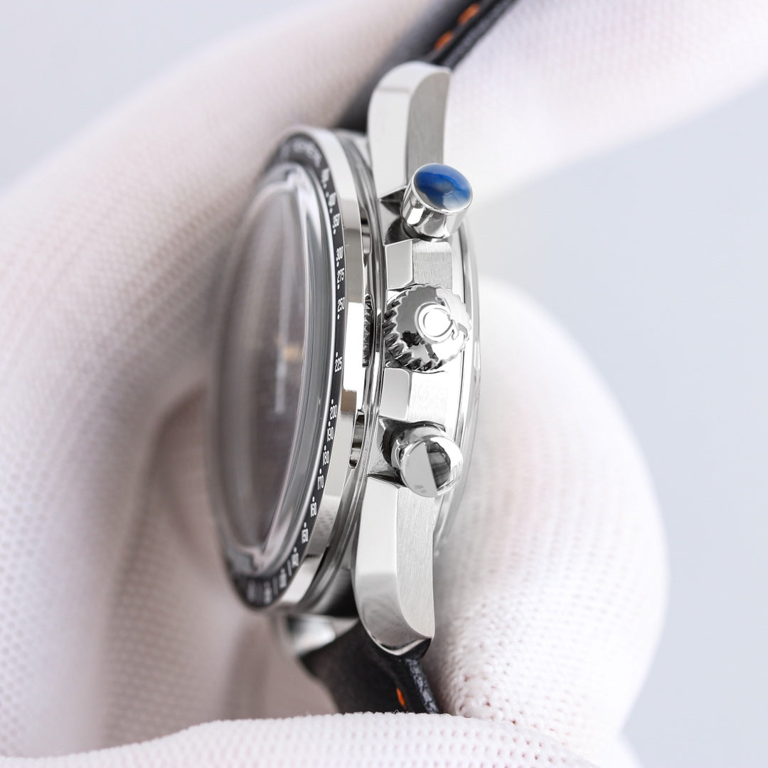 310.30.40.50.06.001 -Grey Ceramic - Black Leather- Chronograph - Manual winding - 42mm