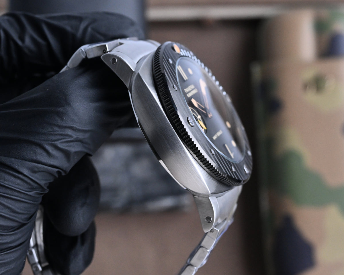 316L Black Silver - White 316L Steel - Automatic - 47mm