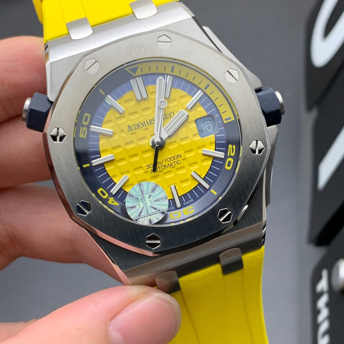 TOP! - 316L Steel - Yellow rubber - Automatic - 42mm