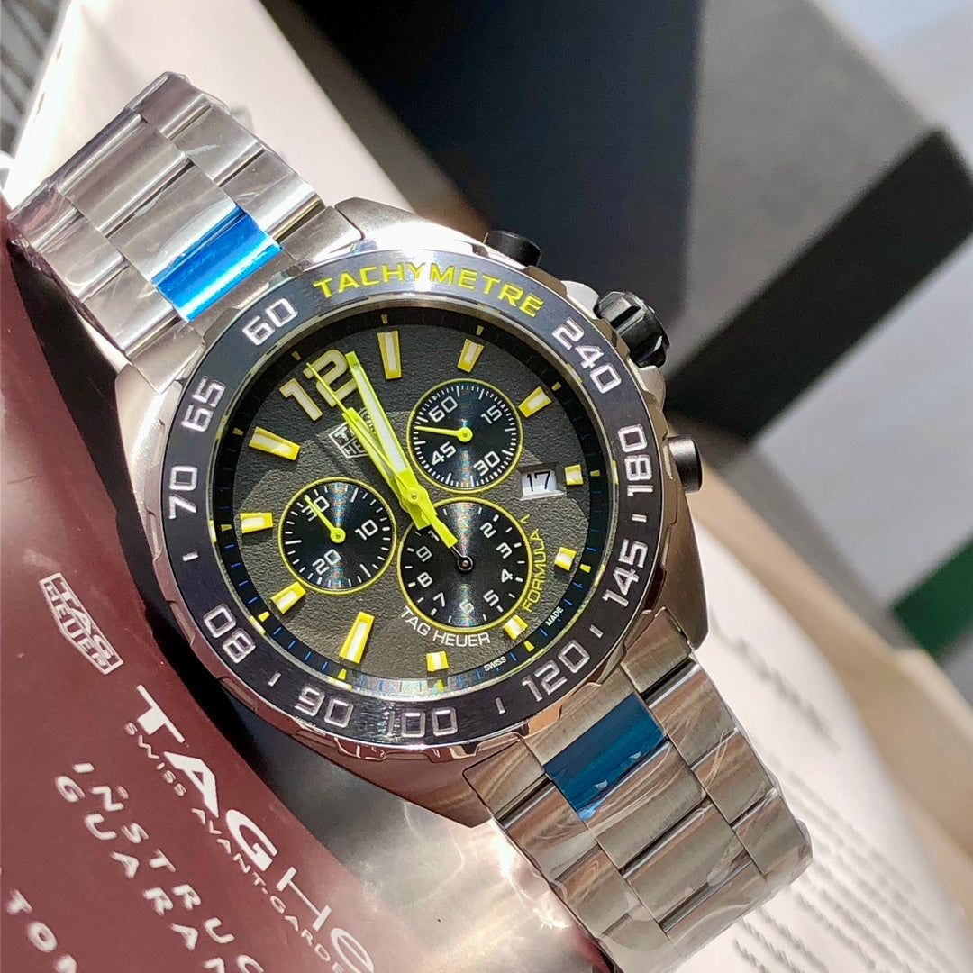 Chronograph - Yellow - 904L Steel - Quartz - 41mm