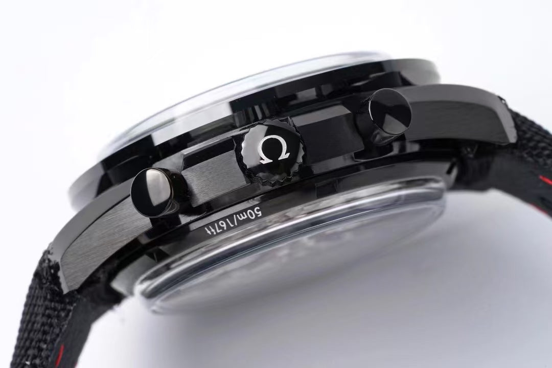 Chronograph -Moon back - Black - Black Rubber- Automatic - 44mm