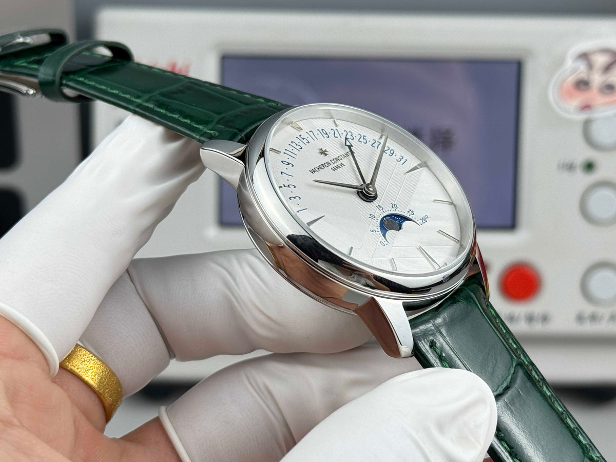 4010U/000R- White 3D Dial - Silver -Green Leather - Automatic - 42.5mm