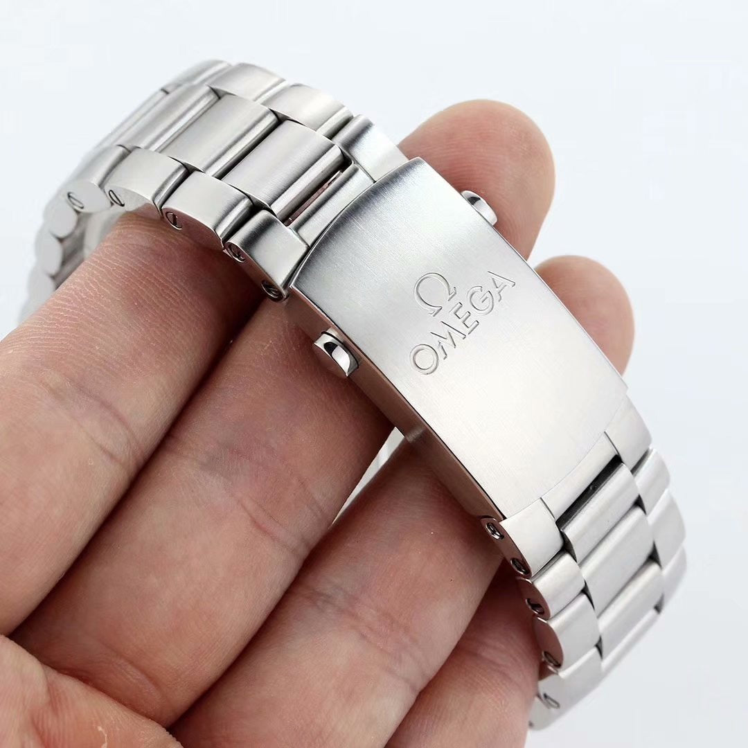 Chronograph - Selfwinding- Grey - Silver 904L Steel- Automatic - 45.5mm