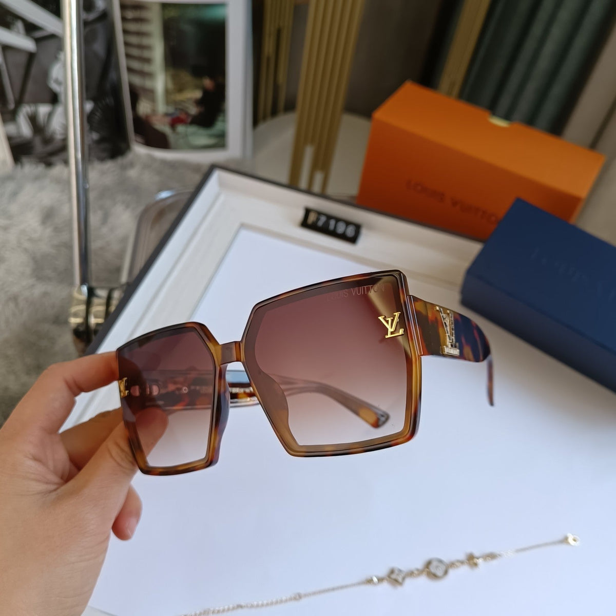 7 COLORS AVAILABLE SQUARE POLARIZING SUNGLASSES