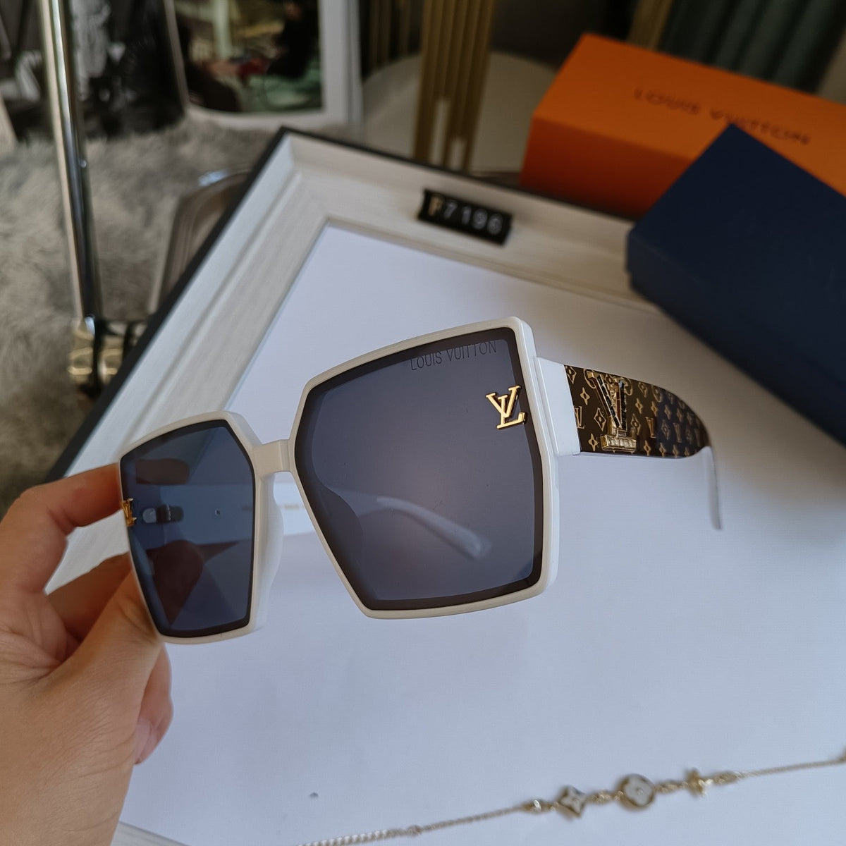7 COLORS AVAILABLE SQUARE POLARIZING SUNGLASSES