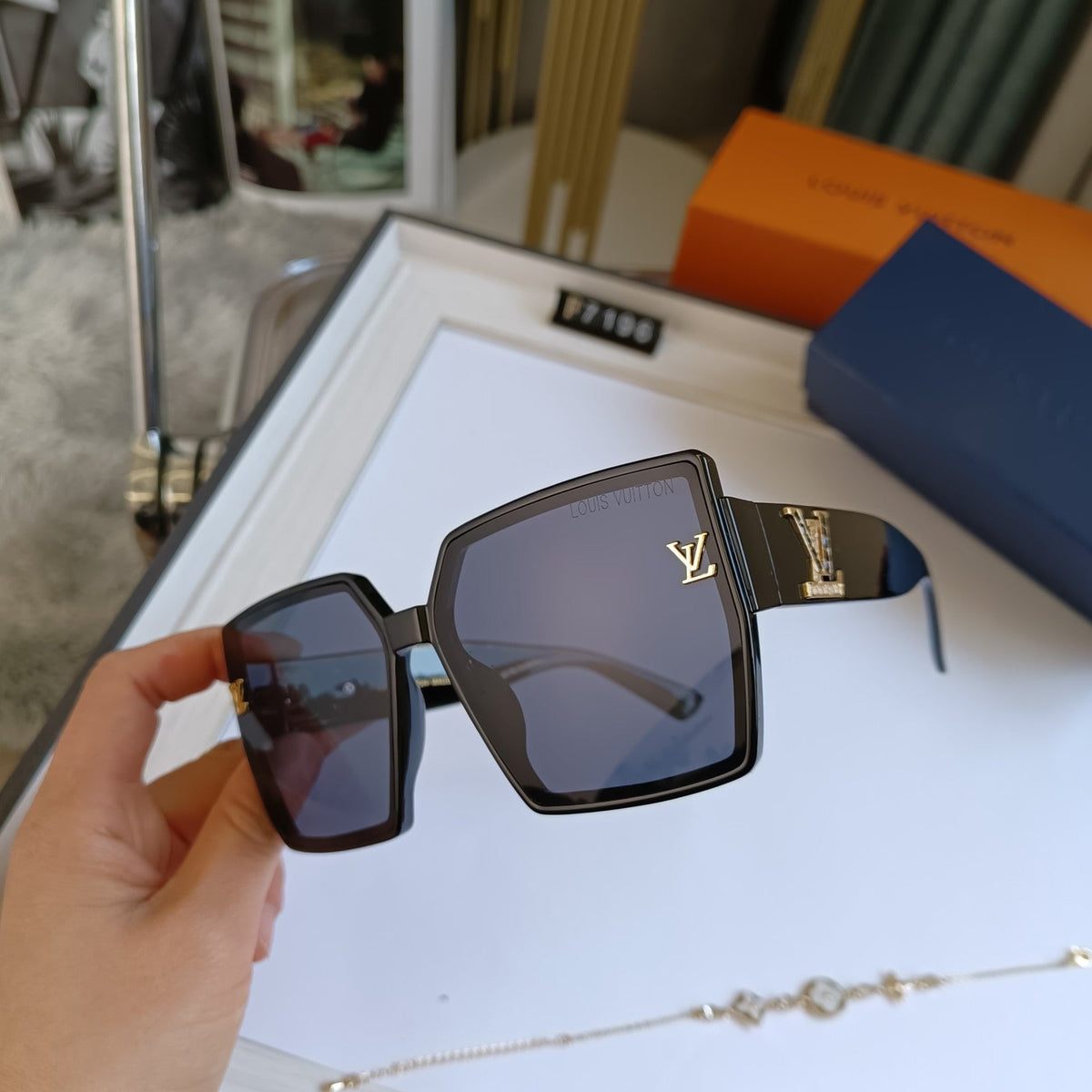 7 COLORS AVAILABLE SQUARE POLARIZING SUNGLASSES